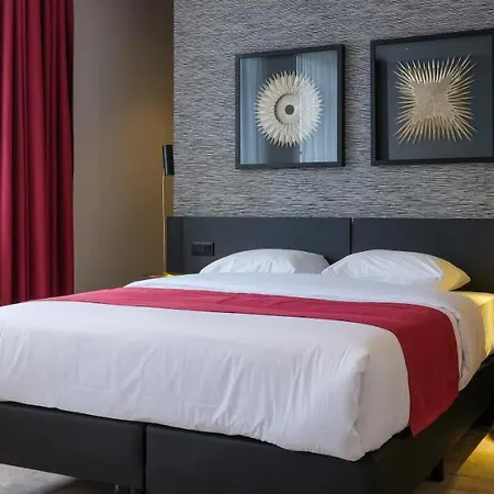 Otel Amory By Hyllit 3*
