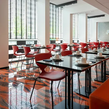 Amory By Hyllit Otel Anvers